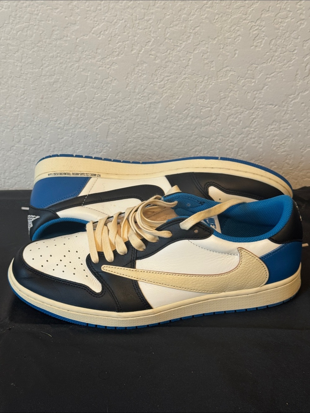 Nike Men’s Low-Top Sneakers in White, Black & Blue with Cream Swoosh